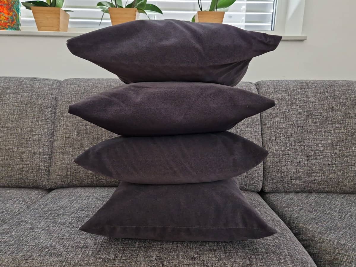 How to clean throw pillows without a washing machine